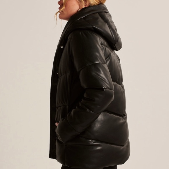 ABERCROMBIE & FITCH VEGAN LEATHER PUFFER - Picture 5 of 6